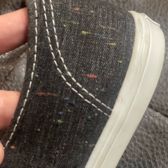 Vans - Picture 4 of 7